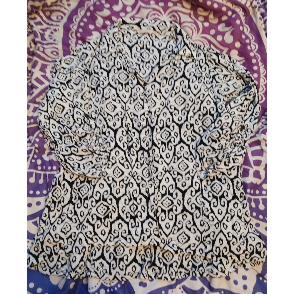 Soft‎ Surroundings Black & White Batik Print 3/4 Sleeve Tunic Top, Medium